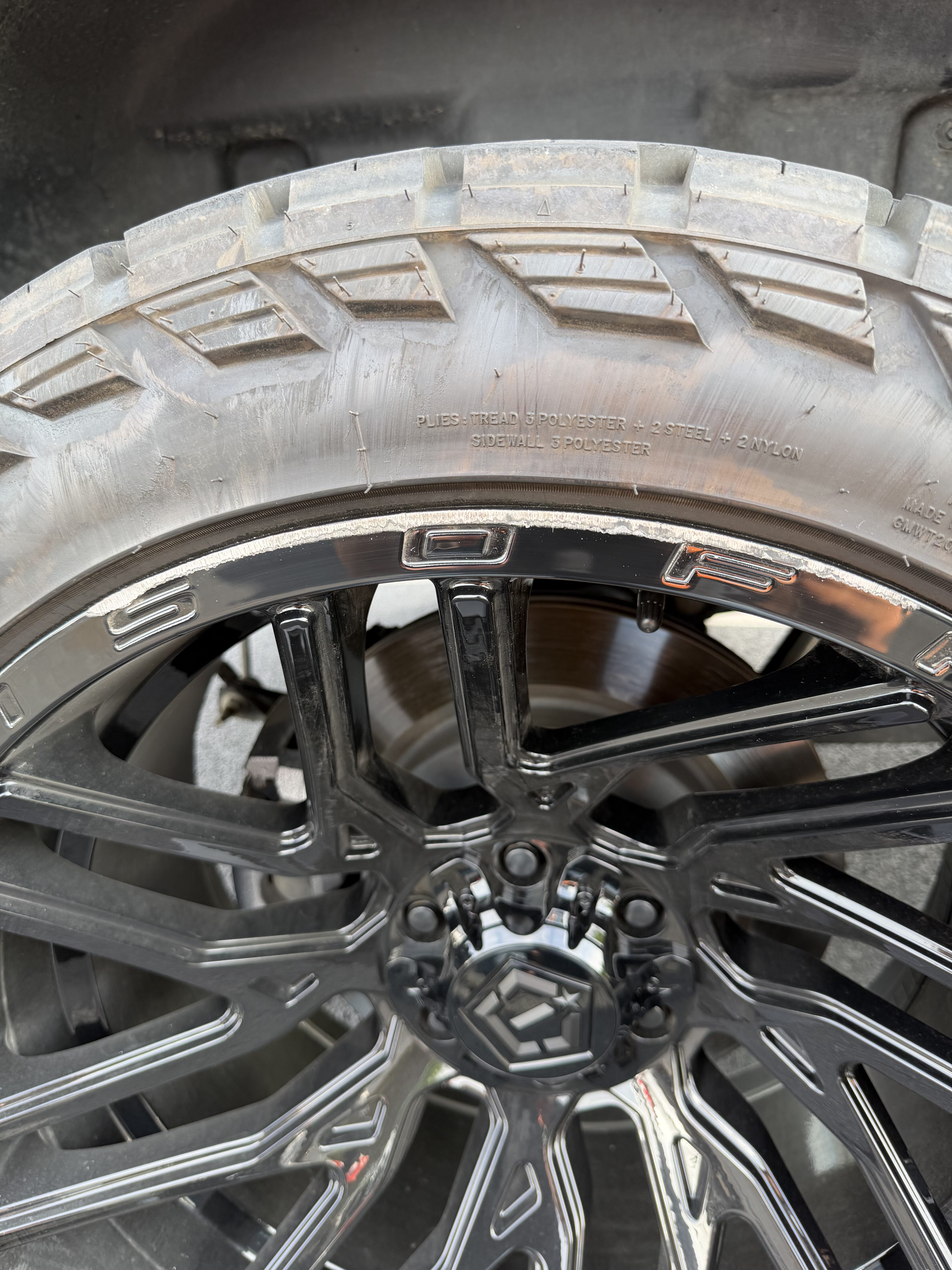 Tulsa mobile curb rash repair before damage
